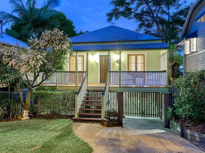 Bardon Oasis-whole House & Great Deck To Yourself * Brisbane