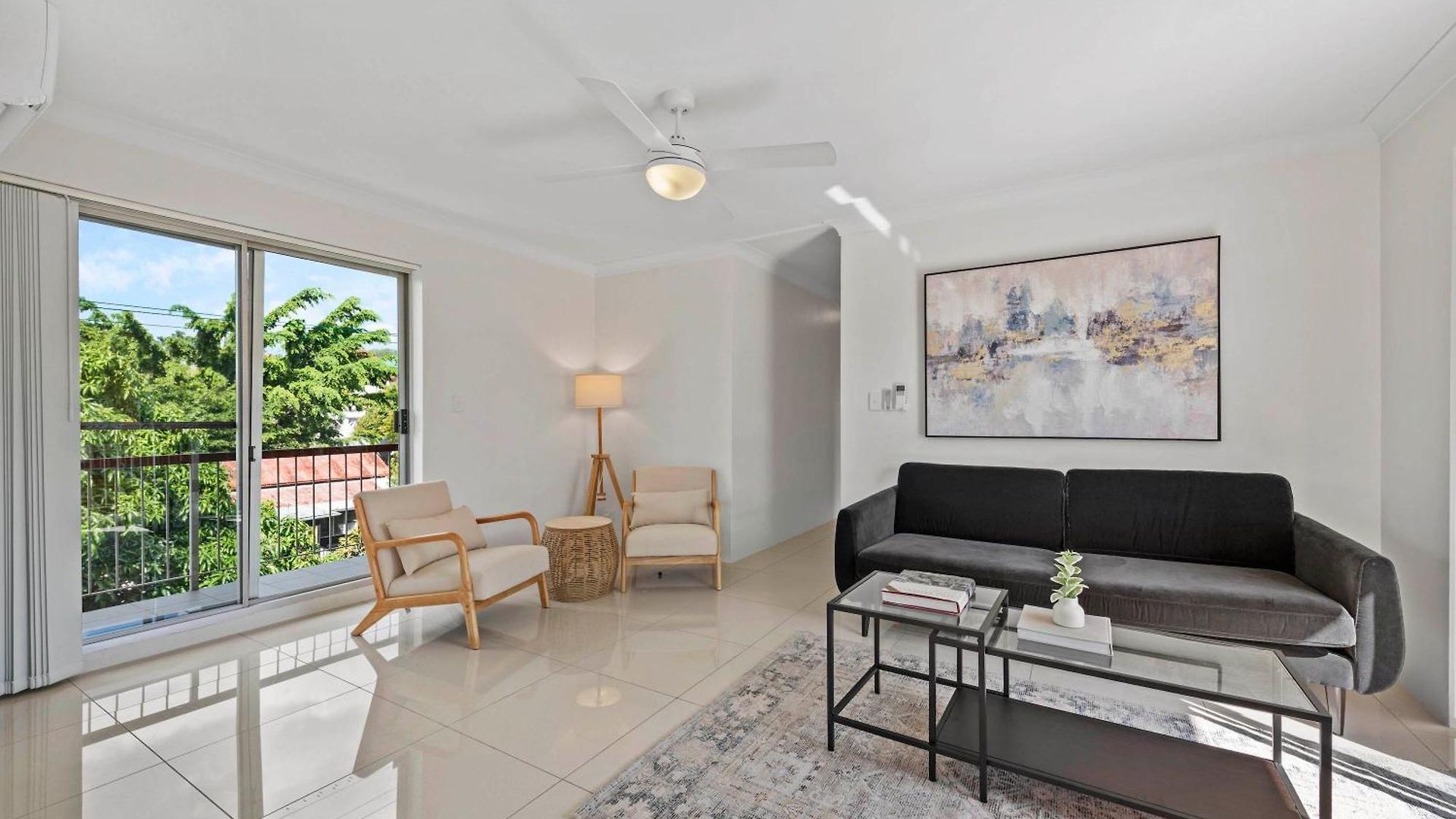 Quiet 3brm Near Gabba With Free Parking & Wifi