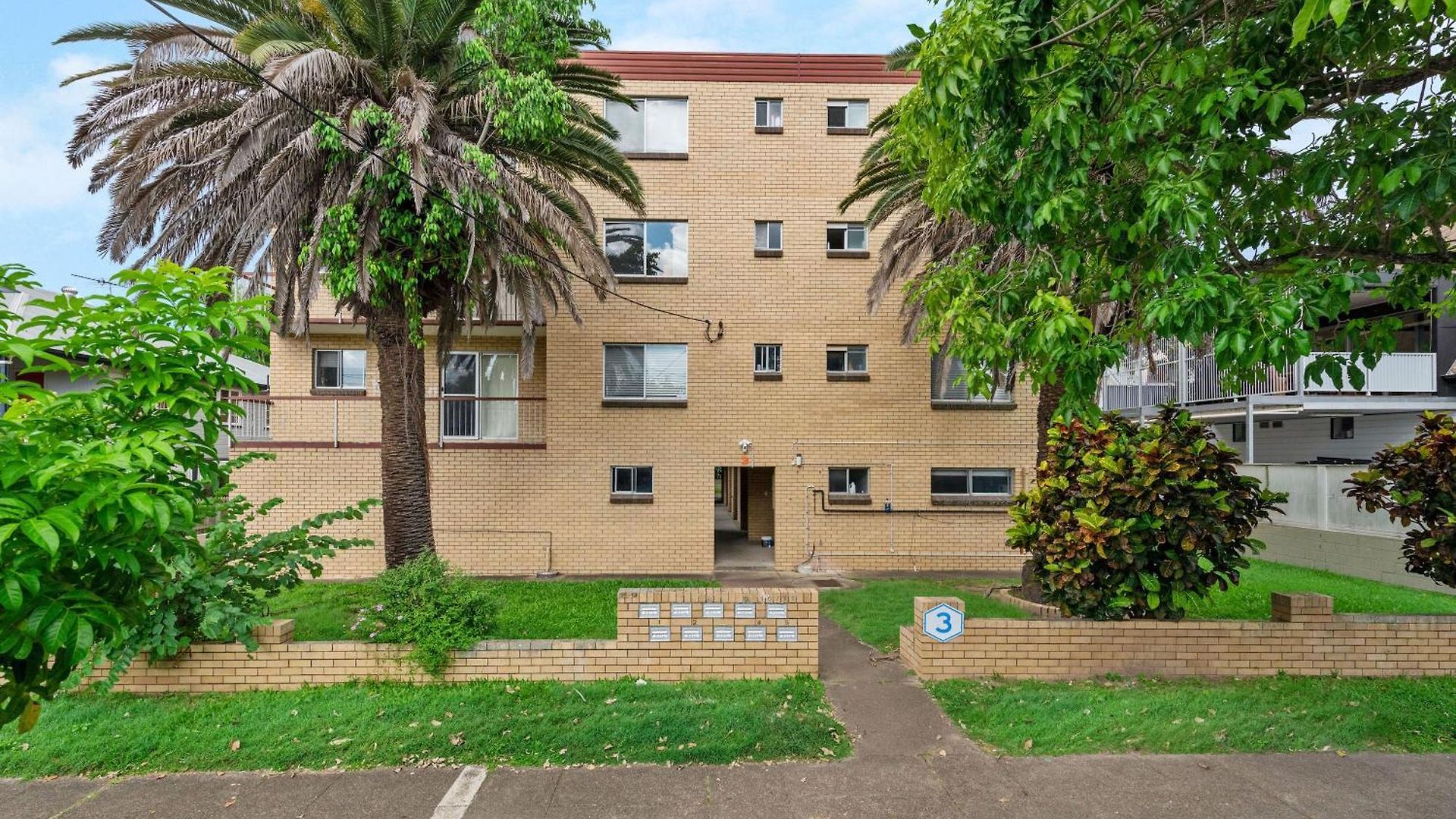 Quiet 3brm Near Gabba With Free Parking & Wifi * Brisbane