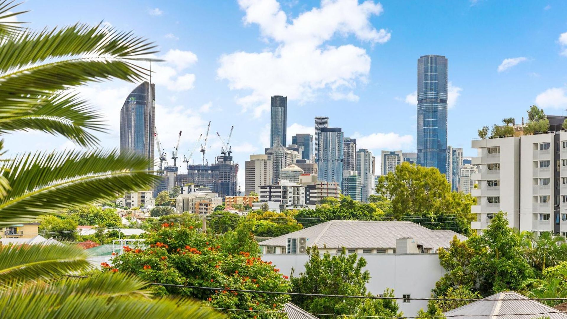 Apartment Stylish 3brm With Views,free Parking & Wifi *