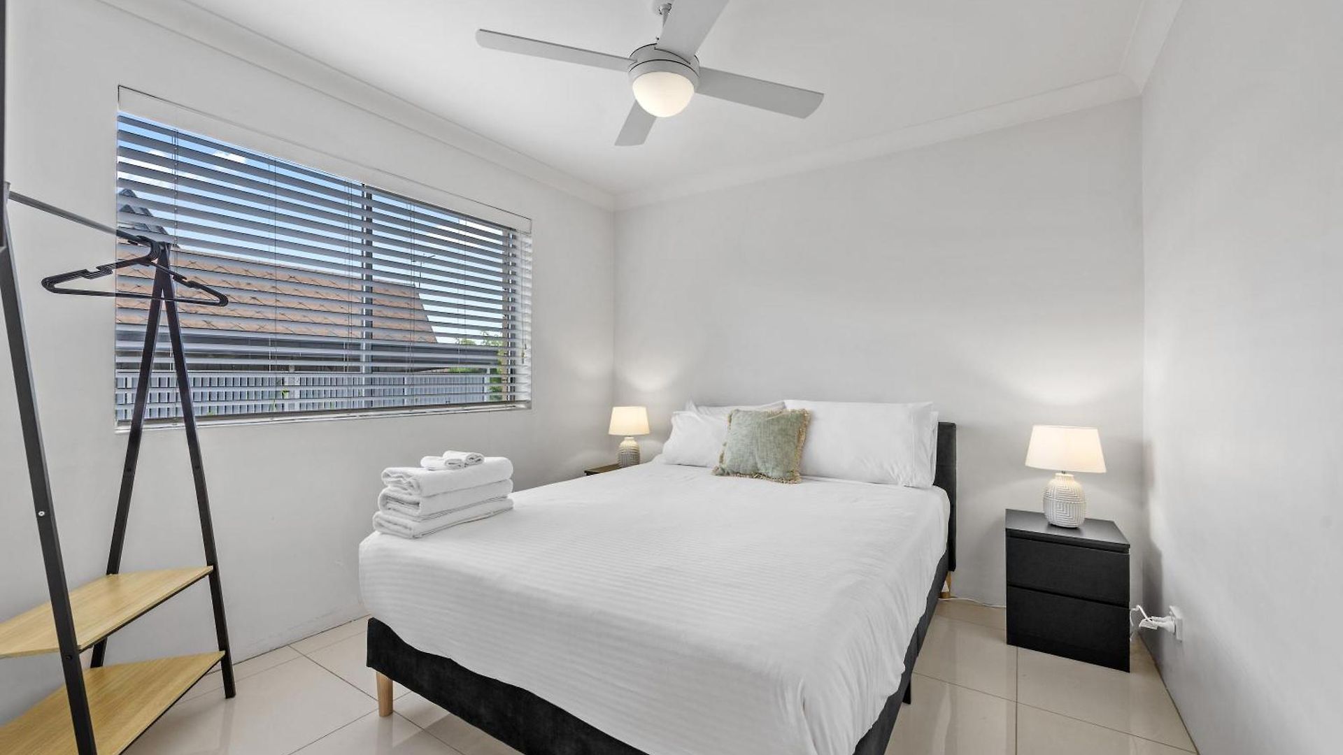 Apartment Stylish 2brm Near Gabba With Free Parking & Wifi