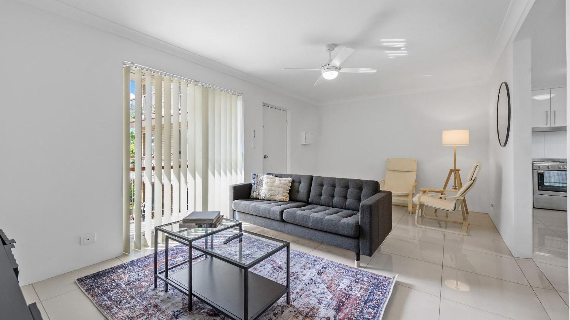 Stylish 2brm Near Gabba With Free Parking & Wifi *
