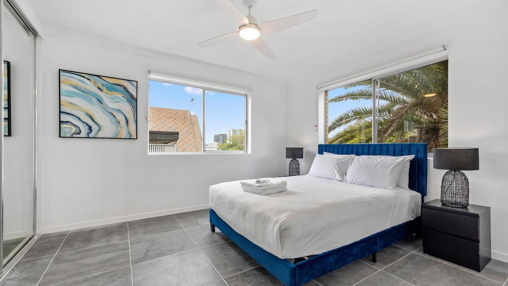 Spacious 3brm Close To Gabba With Car Park & Wifi