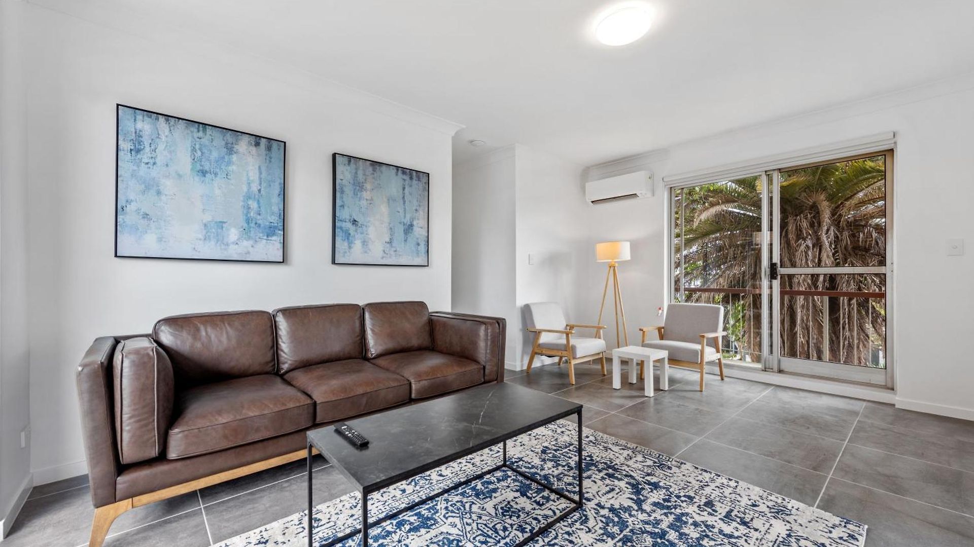 Apartment Spacious 3brm Close To Gabba With Car Park & Wifi