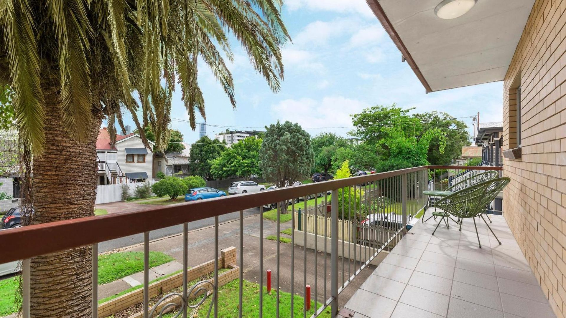 Spacious 3brm Near Gabba W Free Parking & Wifi Apartment *