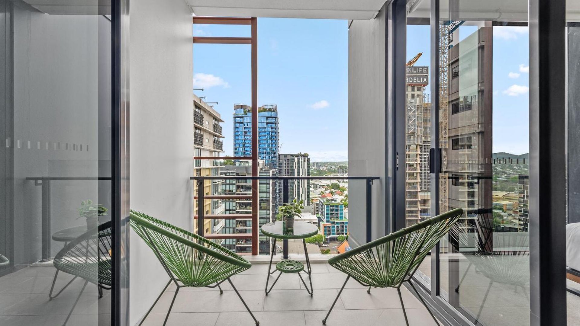South Bank W Pool, Gym & Location