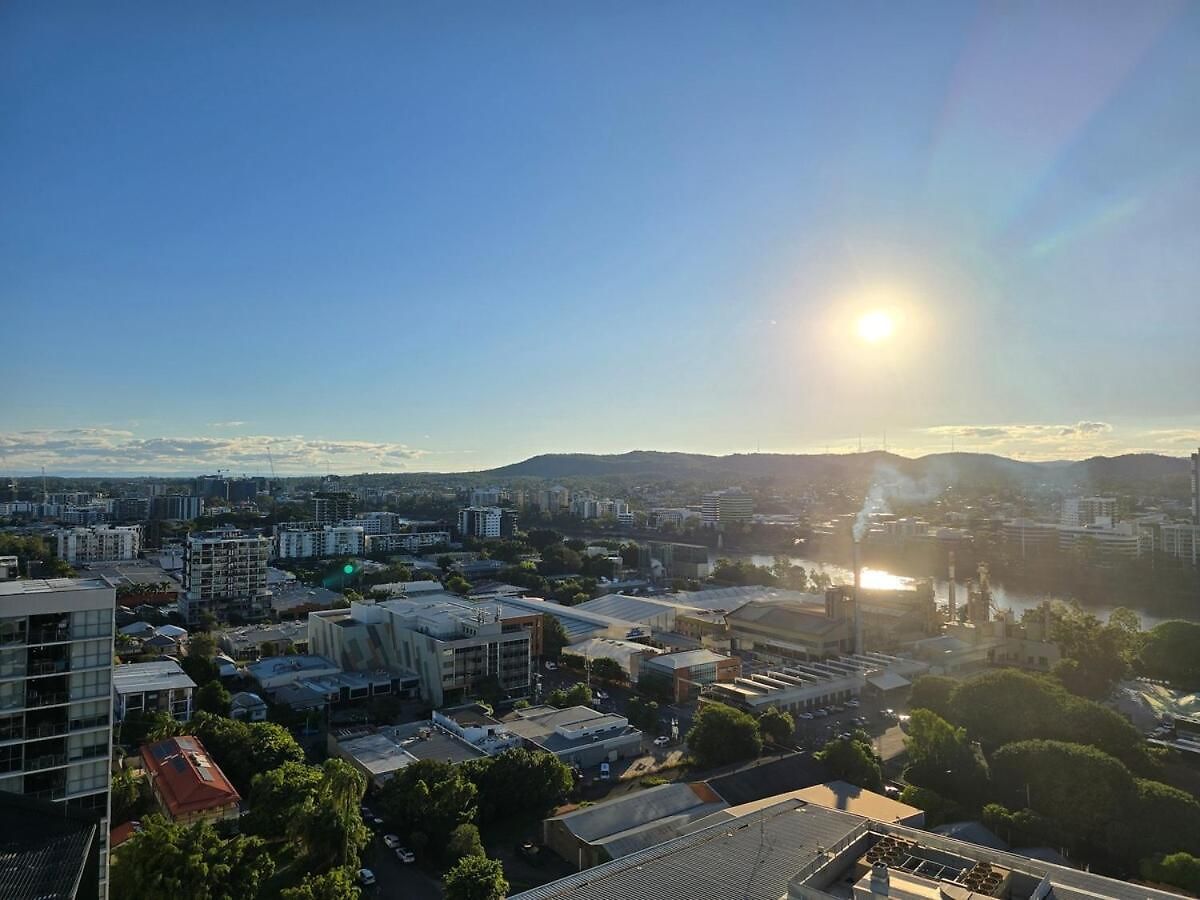 Sky-high 2br In Cbd Spectacular Views C22 *