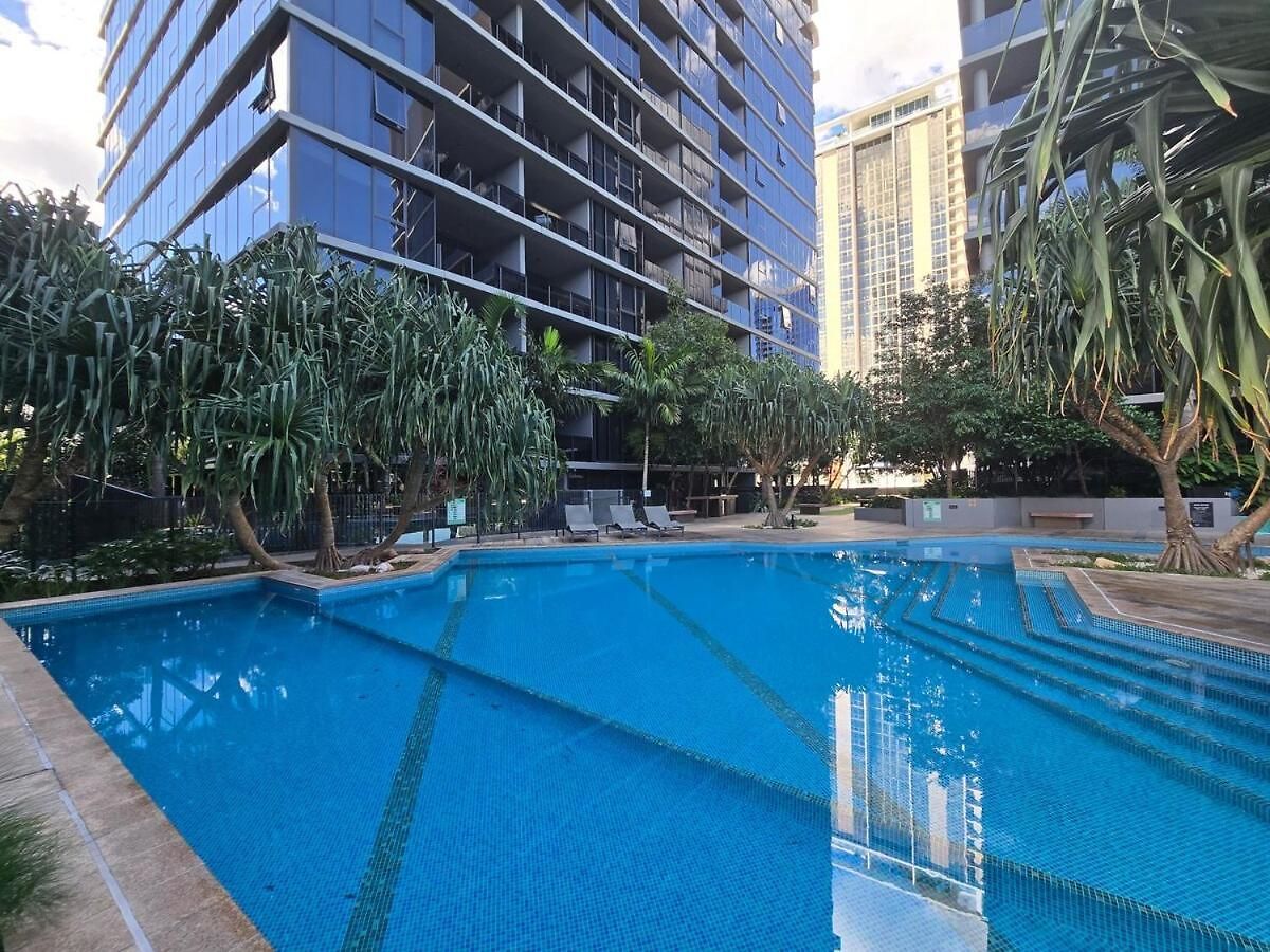 Sky-high 2br In Cbd Spectacular Views C22 Apartment