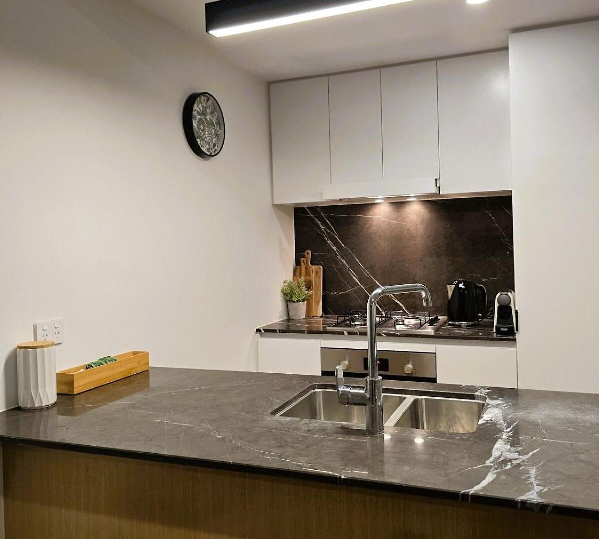 Sky-high 2br In Cbd Spectacular Views C22 Apartment *