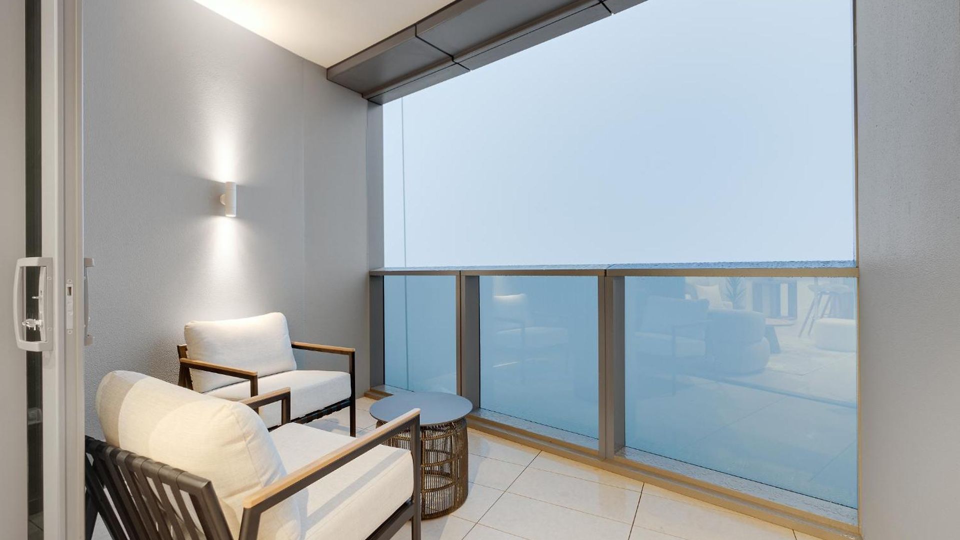 Apartment Modern - 1 Bedroom In Queen's Wharf Walk To Casino *