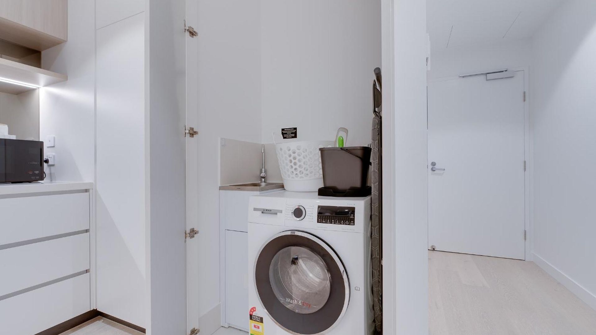 Modern - 1 Bedroom In Queen's Wharf Walk To Casino Apartment Brisbane