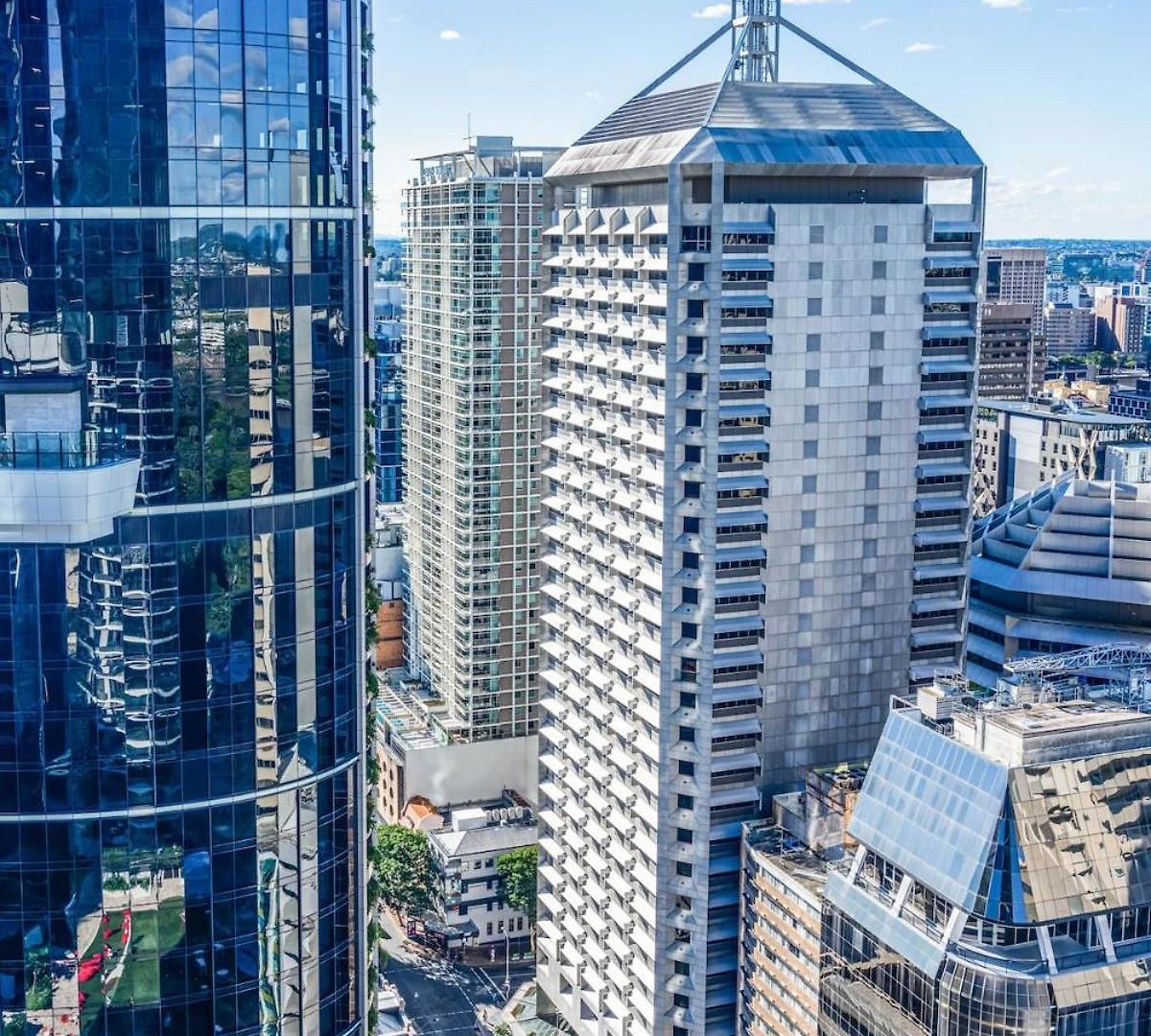 Apartment Velvet Dusk - Lv 29 Above The New Star Casino In Bne's New Land Building, Free Carpark Available For Long Bookings *