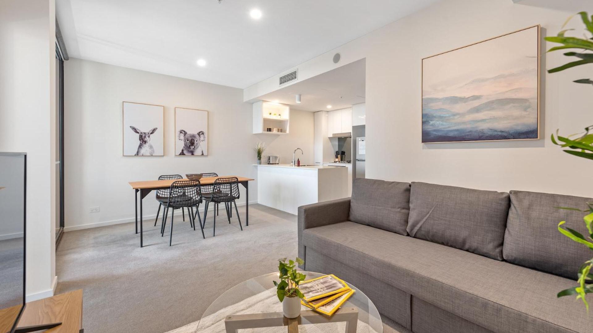 Breathtaking Views, King Bed, Pool & Location Apartment Brisbane