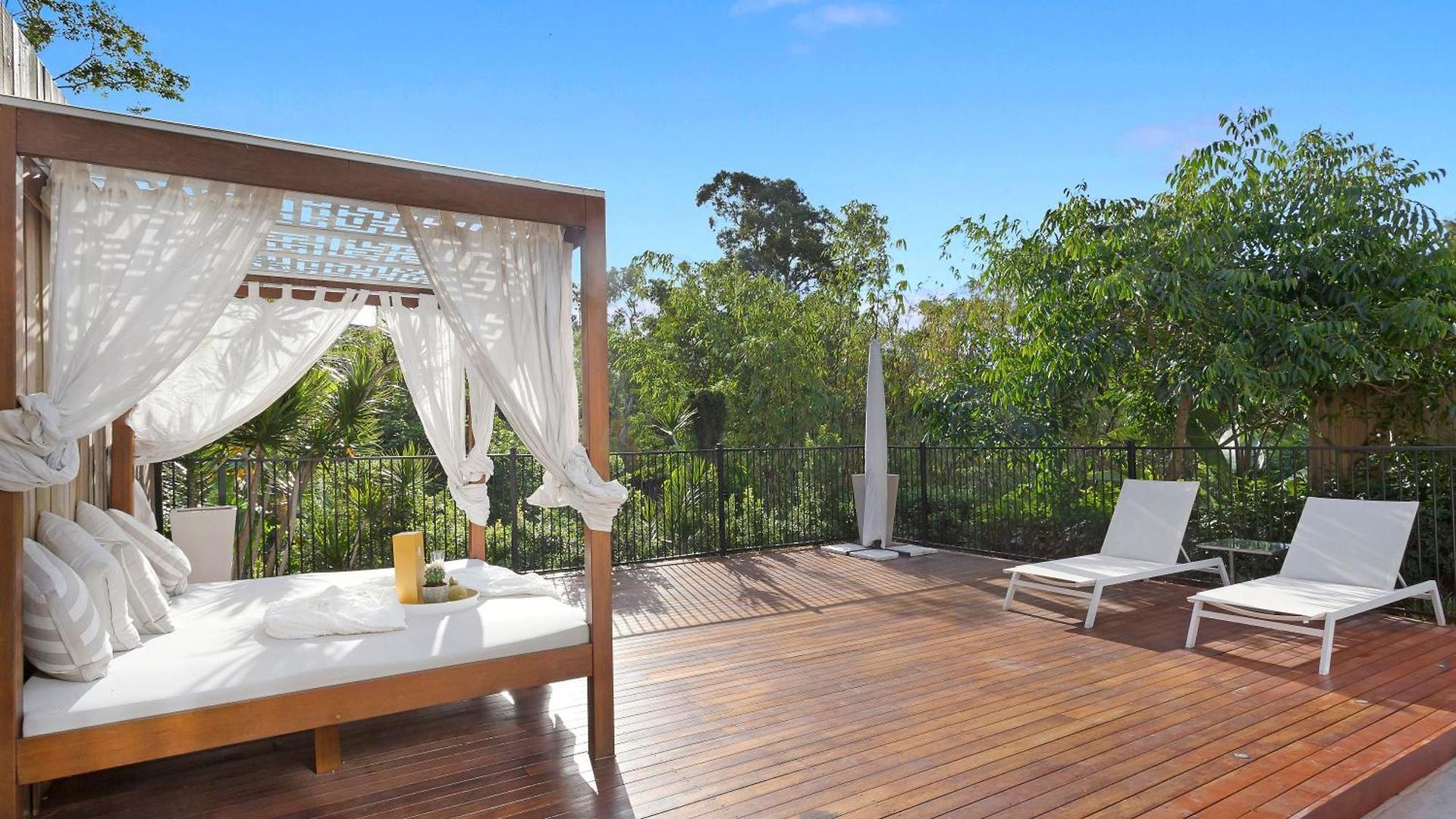 Large Family With Pool & Holiday home Brisbane