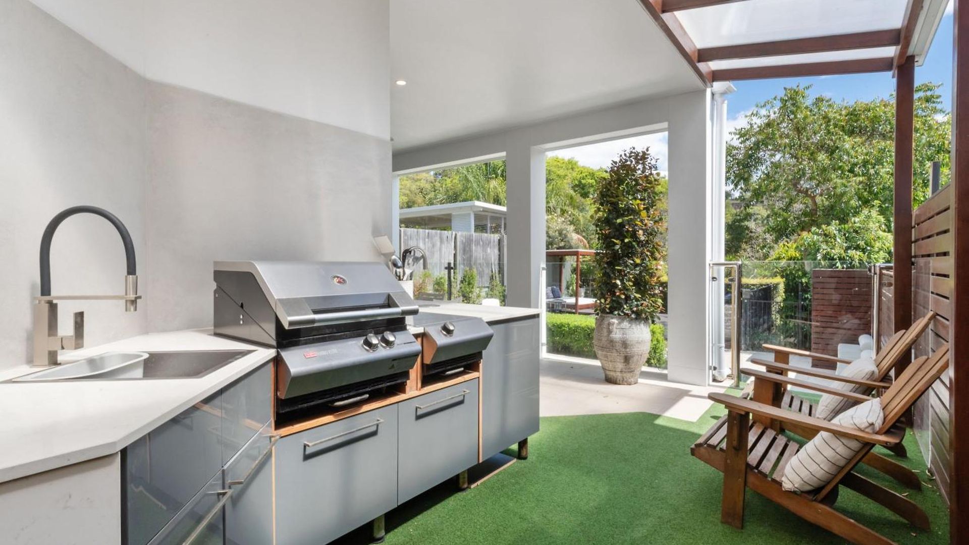 Holiday home Large Family With Pool &
