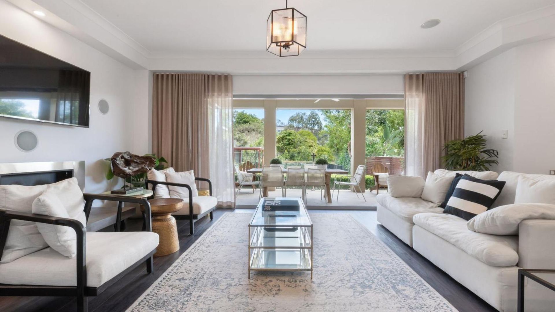 Large Family With Pool & * Brisbane