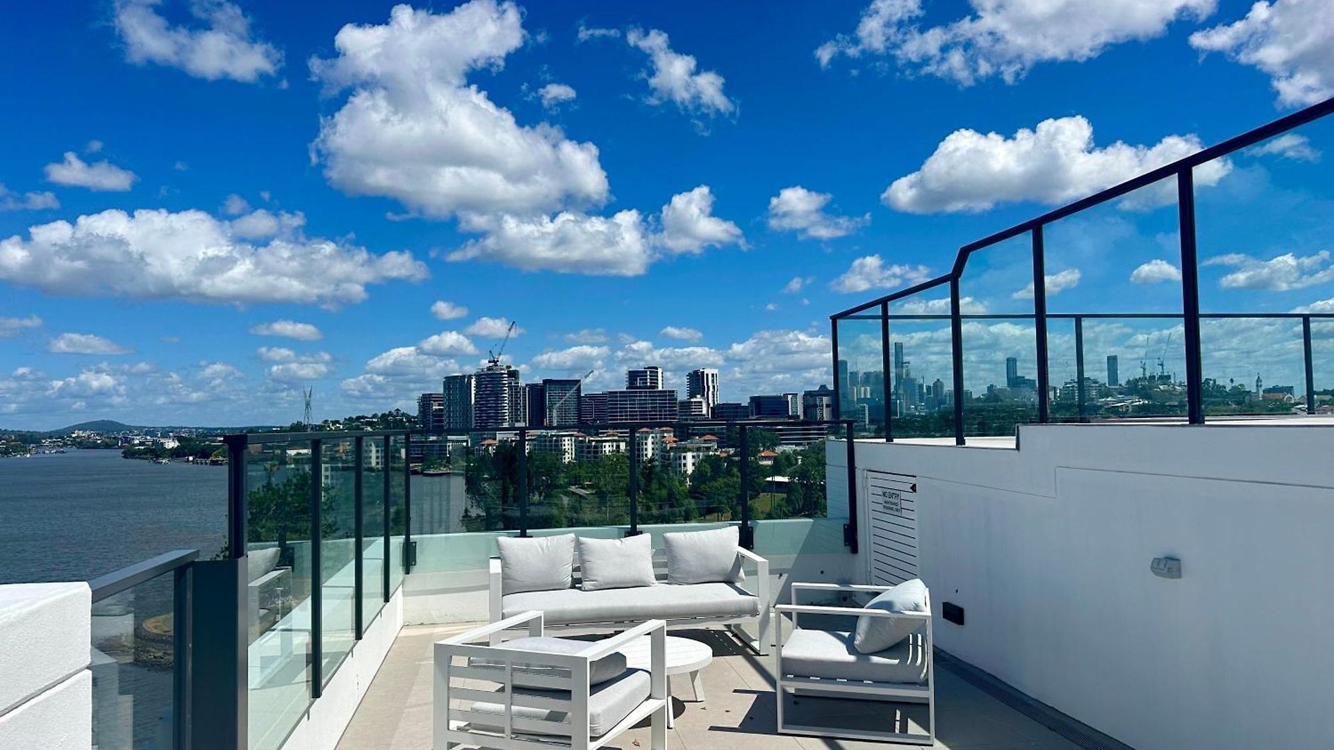 New With River View & Parking Apartment