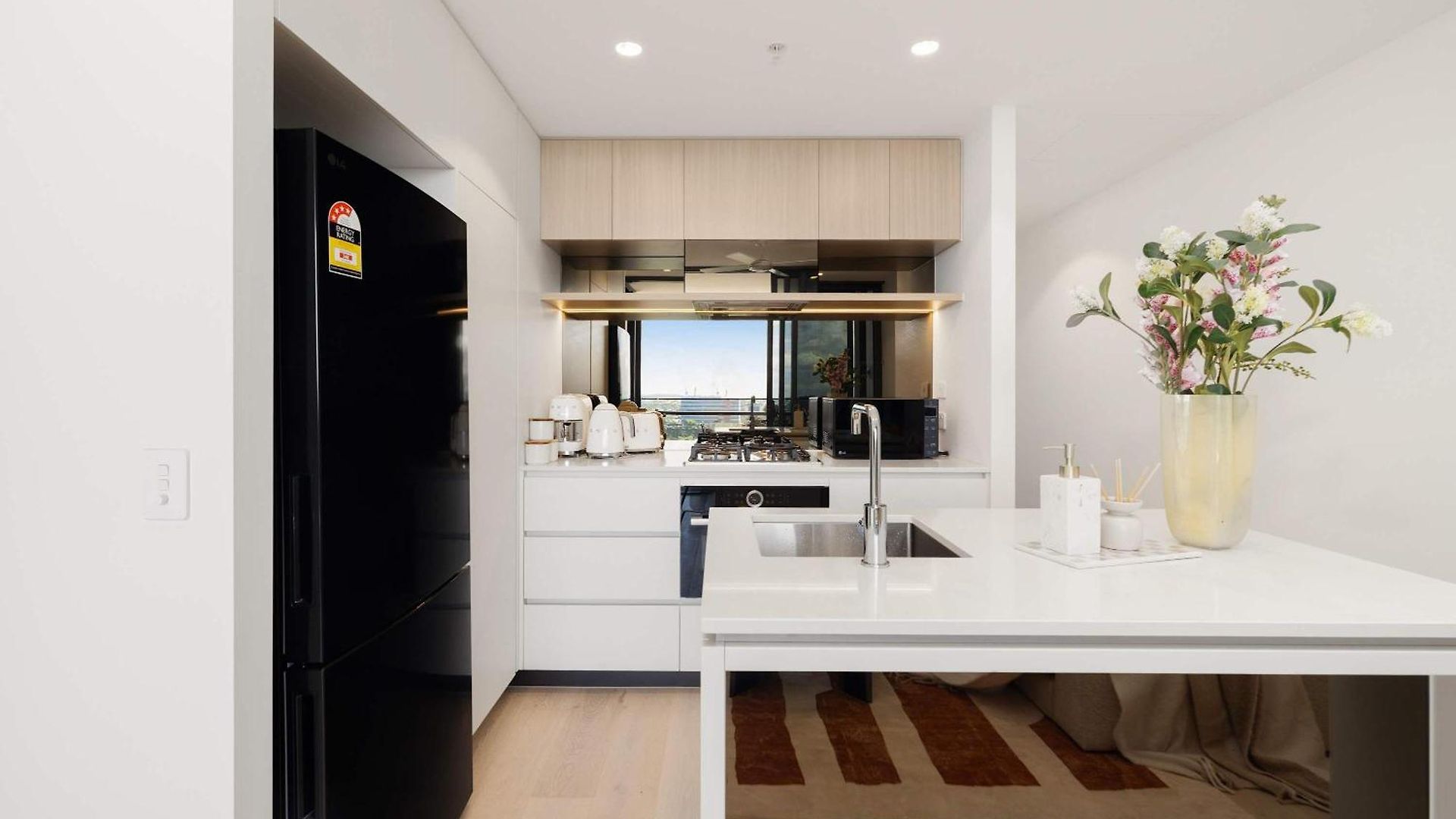 Queens Wharf Gem Stylish 1br In Bnesnew Landmark Apartment Brisbane