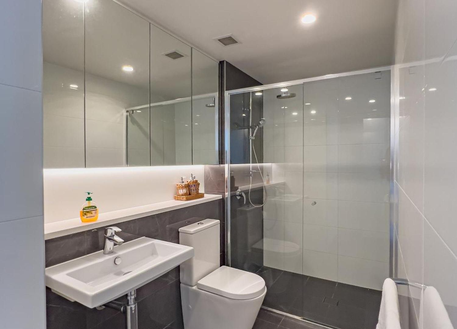 Apartment Stunning 1br Skytower Retreat In Cbd's Heart C2