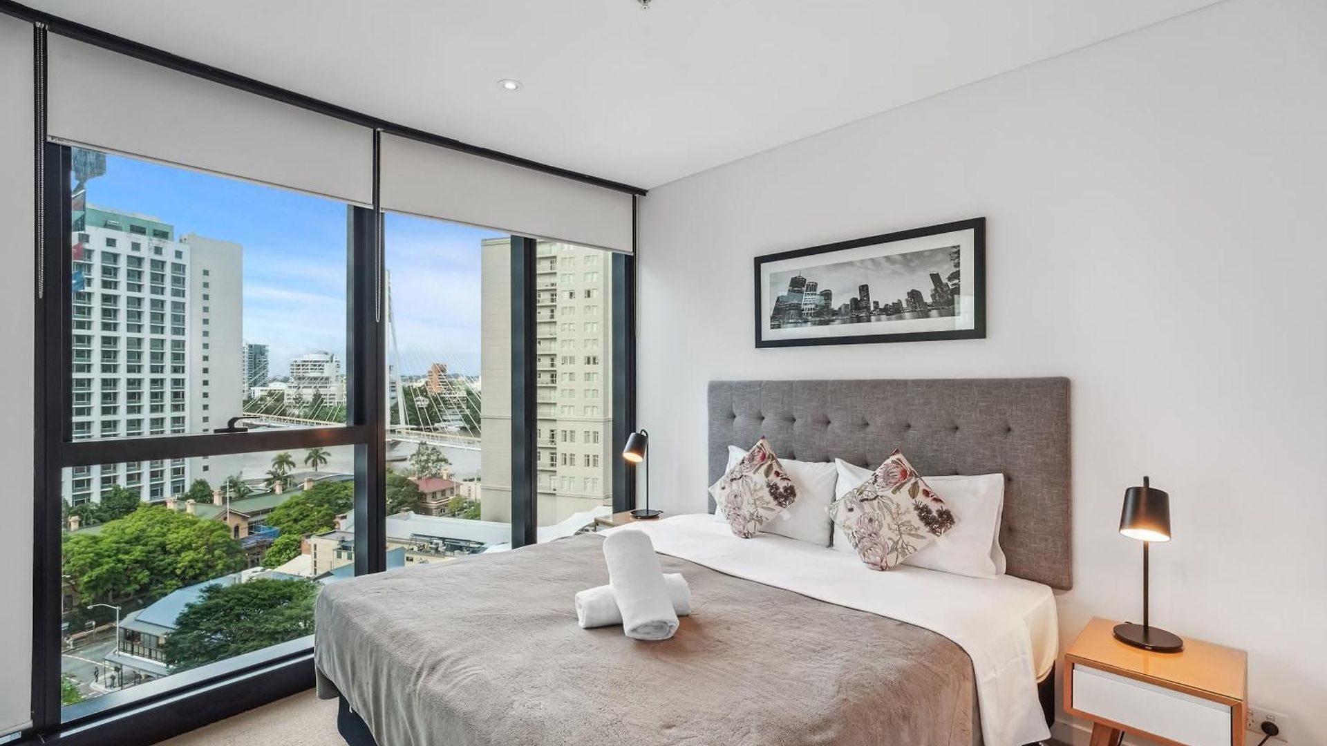 Sky Tower Urban Retreat Stylish 1br C33 Apartment *
