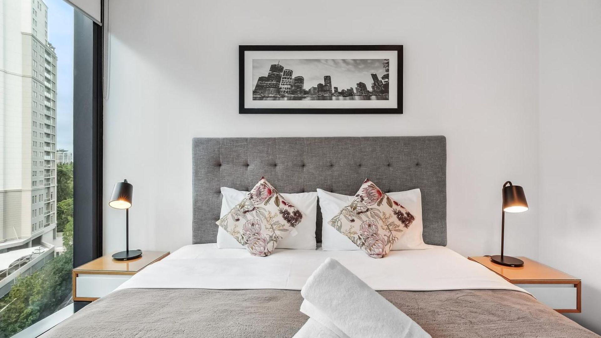 Sky Tower Urban Retreat Stylish 1br C33 Apartment