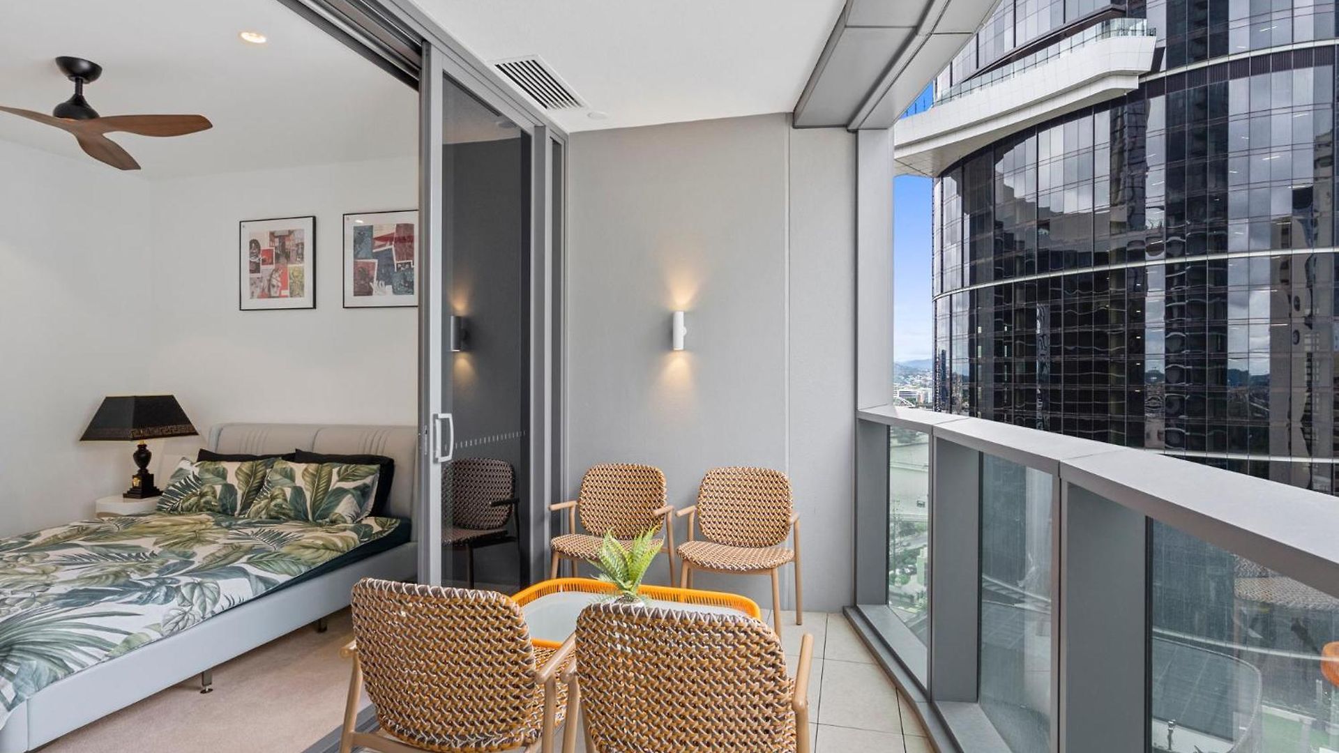 Apartment Queen's Wharf