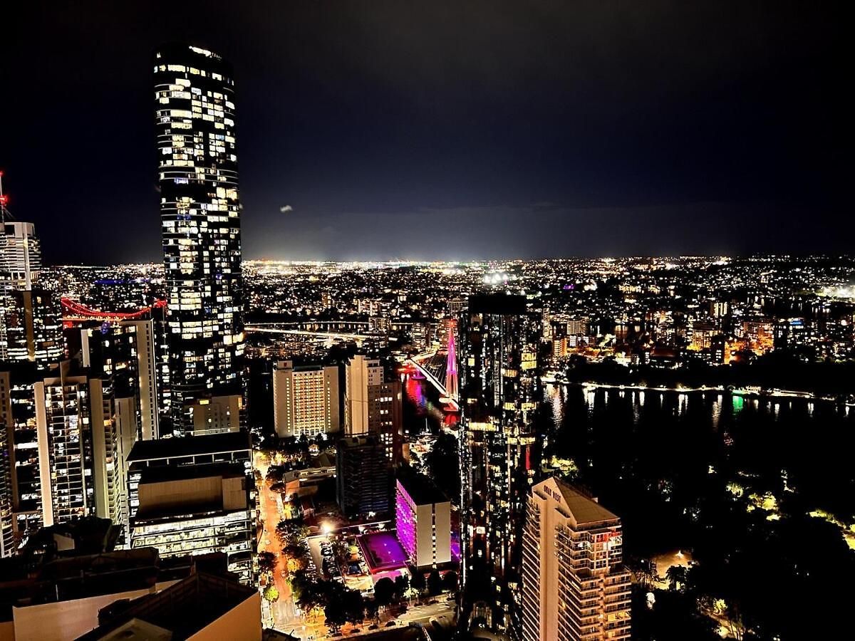 Cbd Queen Wharf With Views Pool And Gym *
