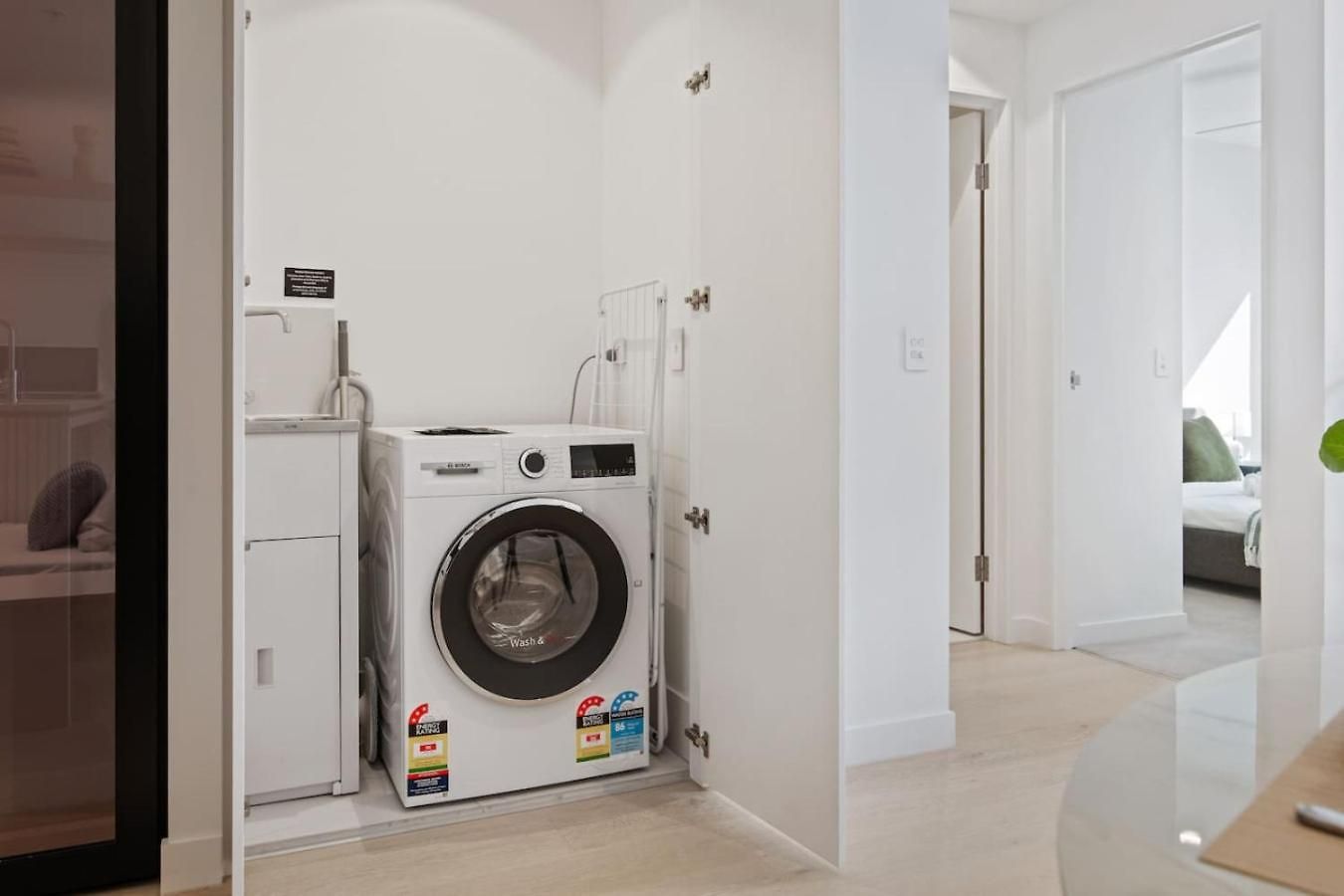 Apartment 2 Bedroom In Queens Wharf *