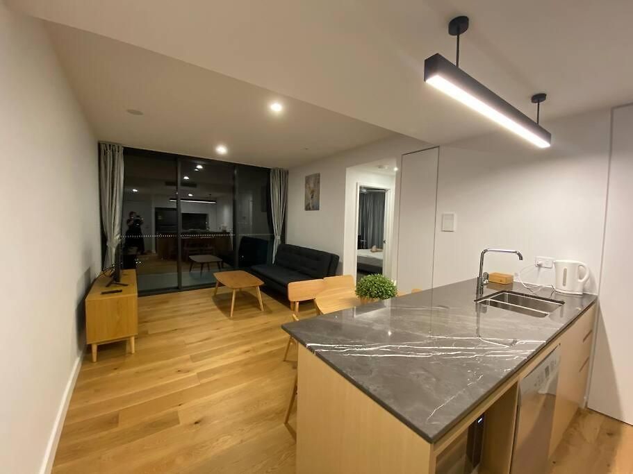2b With Amazing Night Light Views Free Parking C19 * Brisbane
