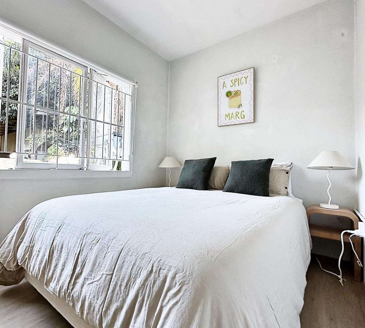 La Pague - Near Cbd - Parking - 2 Bedroom Retreat Apartment