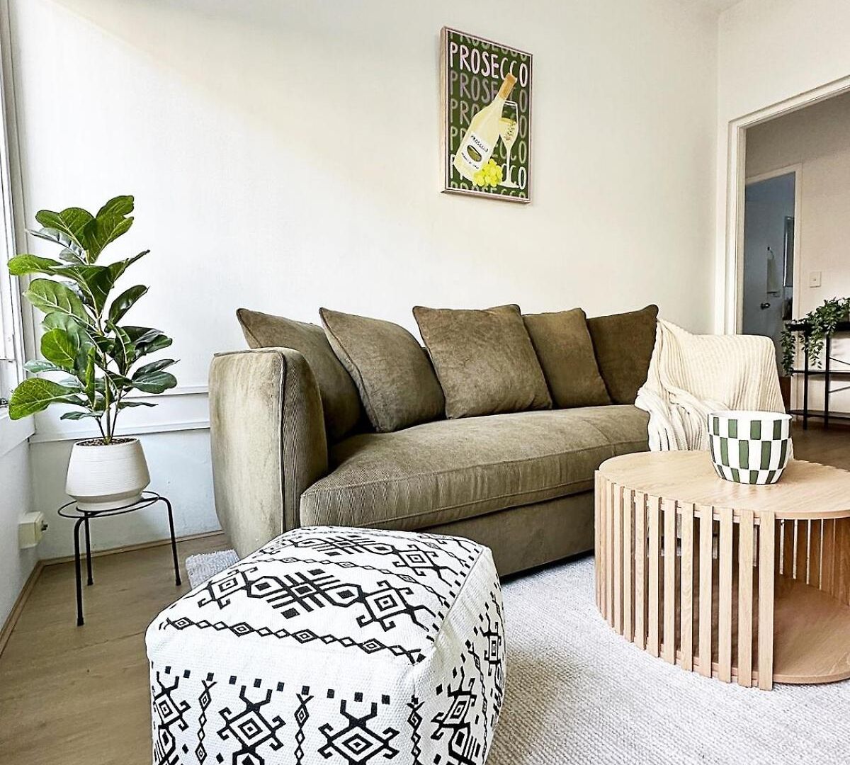 La Pague - Near Cbd - Parking - 2 Bedroom Retreat *