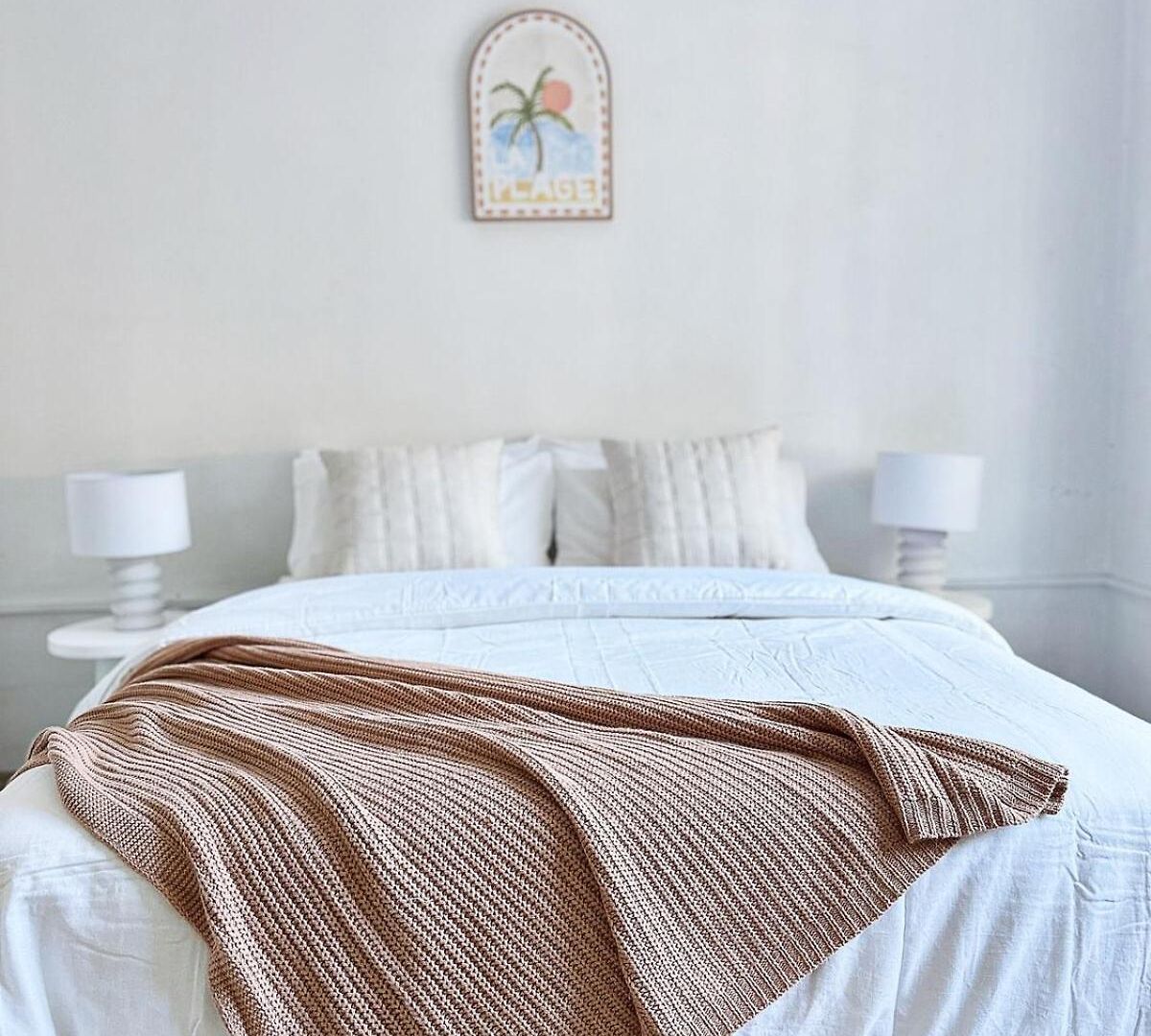 La Pague - Near Cbd - Parking - 2 Bedroom Retreat