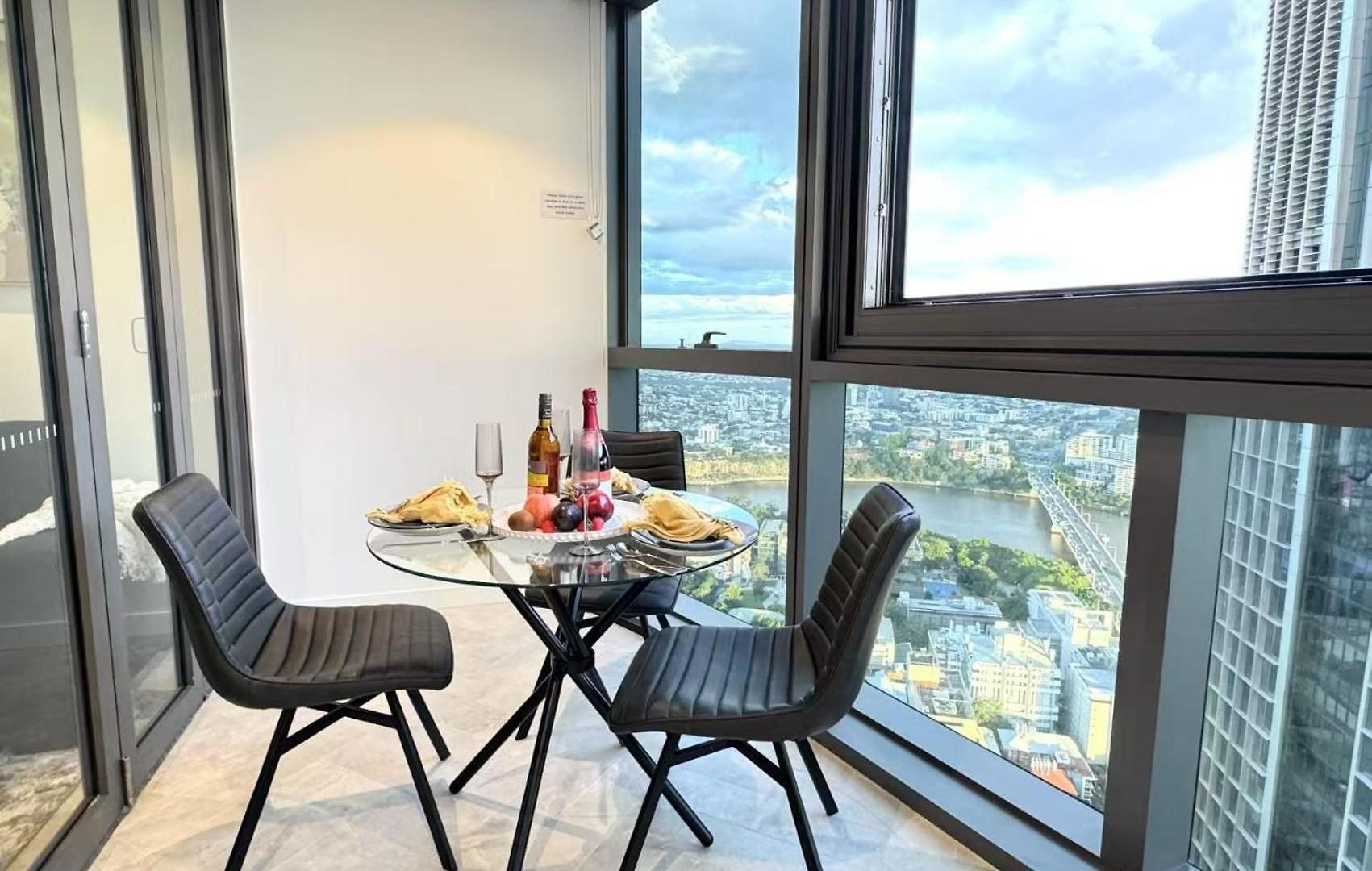 Luxury Casino Skyrise Haven 1bdr Brisbane