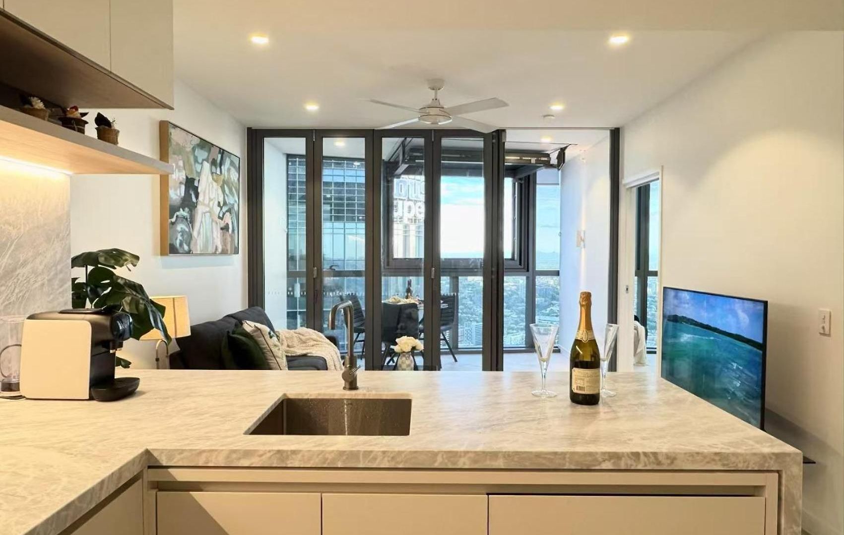 Apartment Luxury Casino Skyrise Haven 1bdr Brisbane