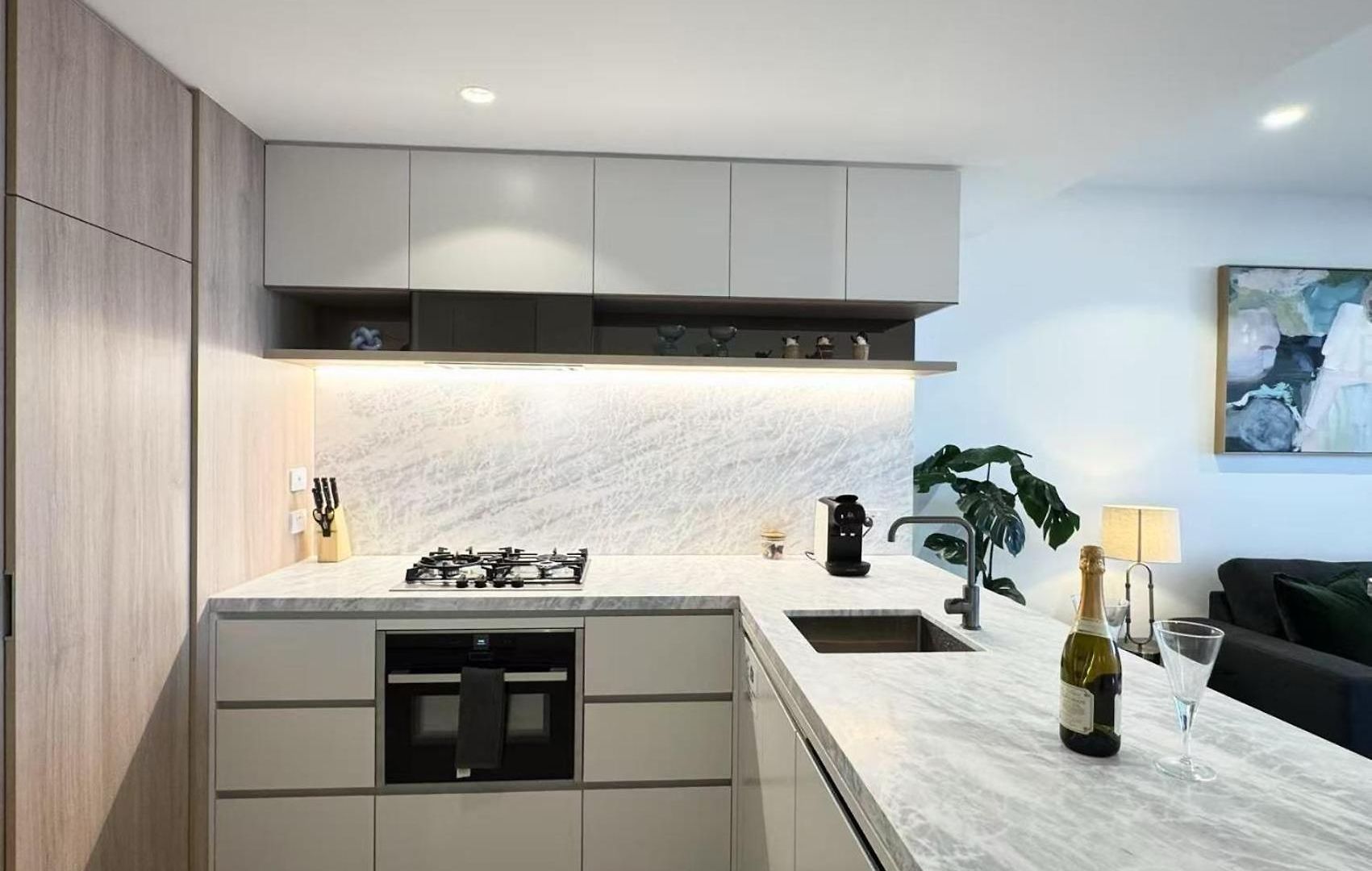 Luxury Casino Skyrise Haven 1bdr