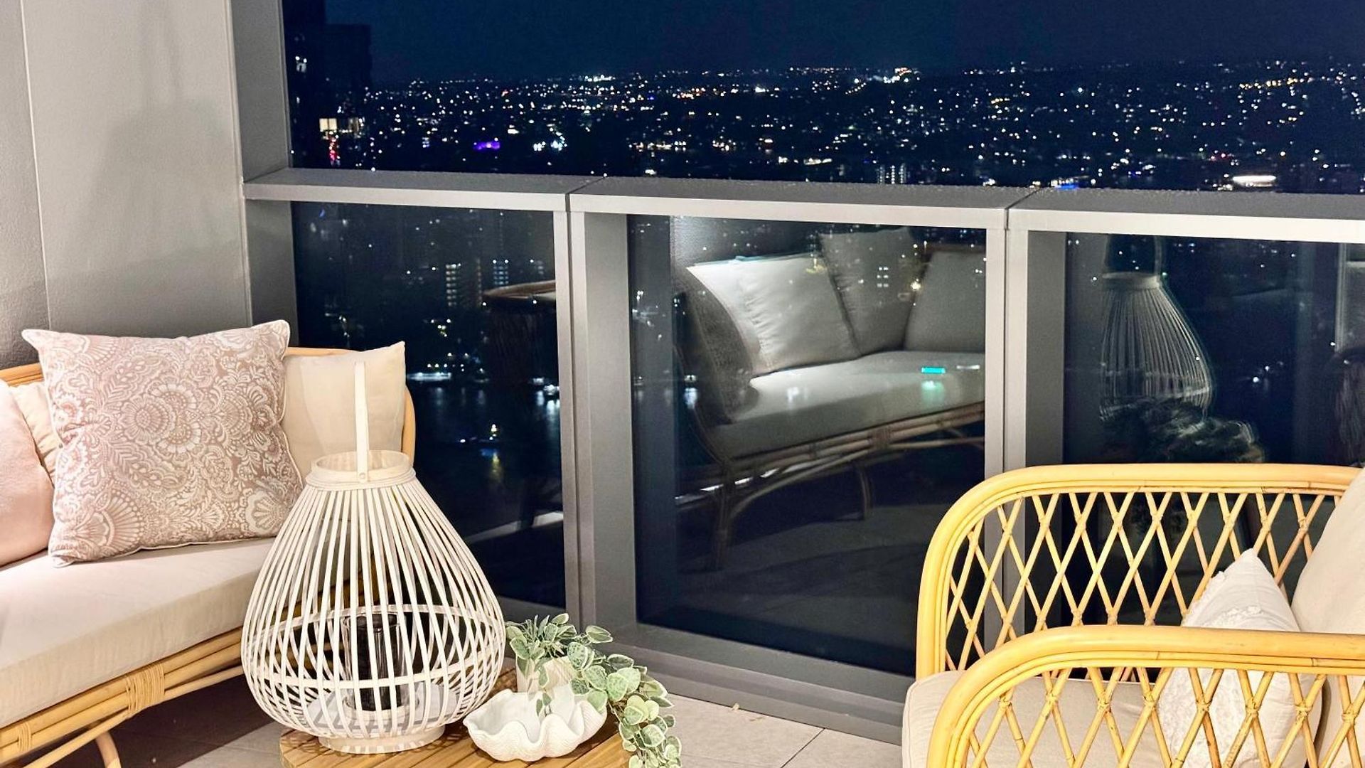 Queen's Wharf Apartment *
