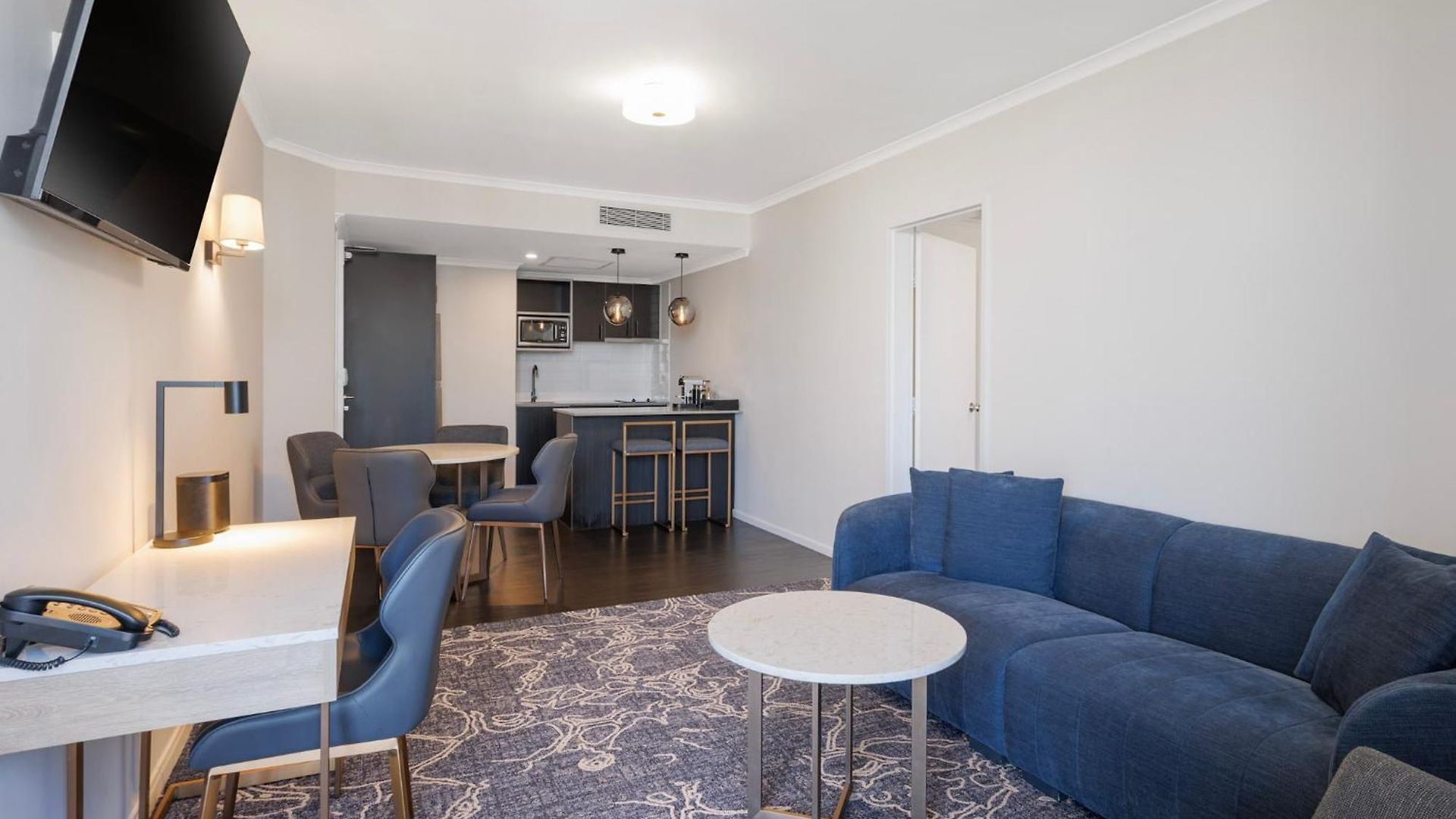Hotel Grand Chancellor 5*