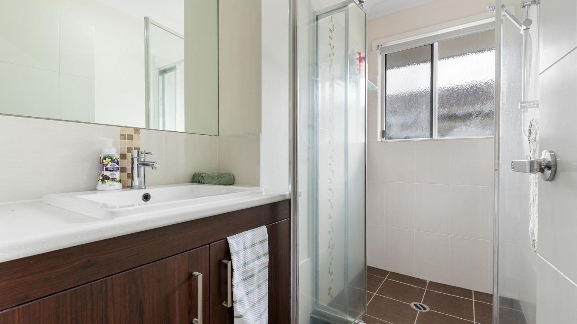 5br Family - Ev Car Point At Home, 2 Master - Near Sunnybank, Qeii, Qsac And Griffith Uni