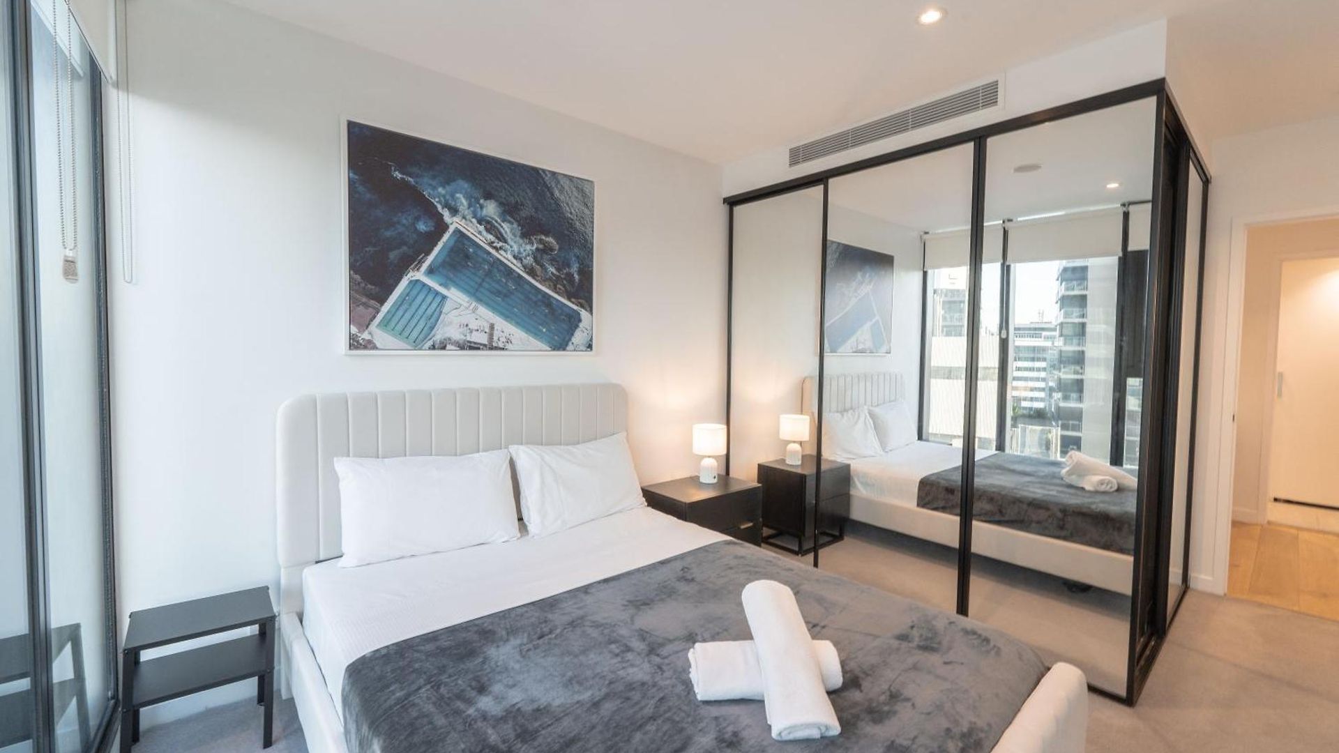 Modern Valley Pad With Rooftop Pool, Study & Parking Apartment
