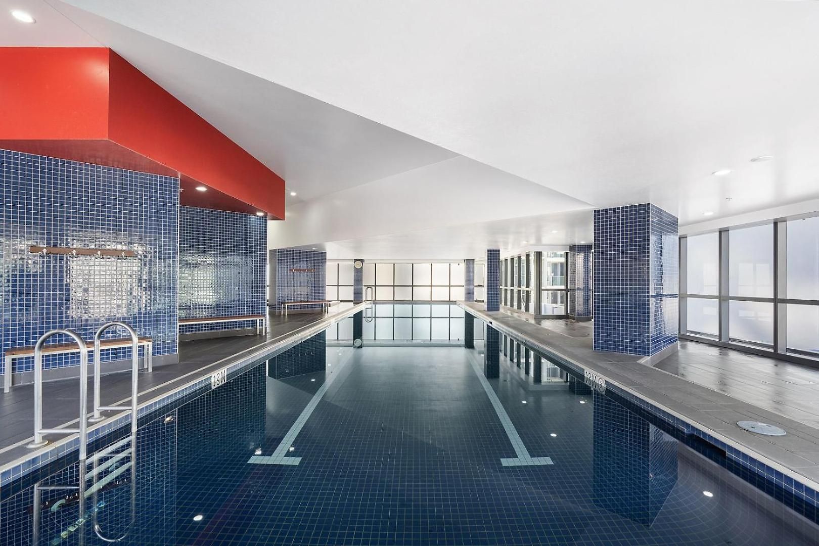 Stunning Sky With Endless Views, Pool & Parking Brisbane