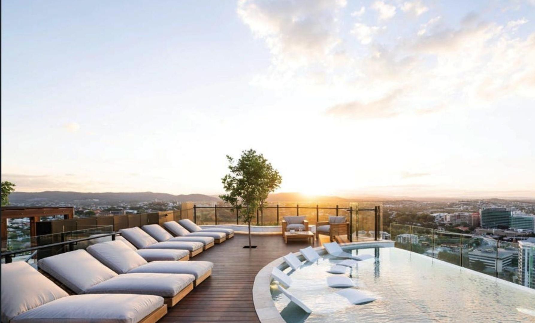 Floor Luxury By Samah * Brisbane