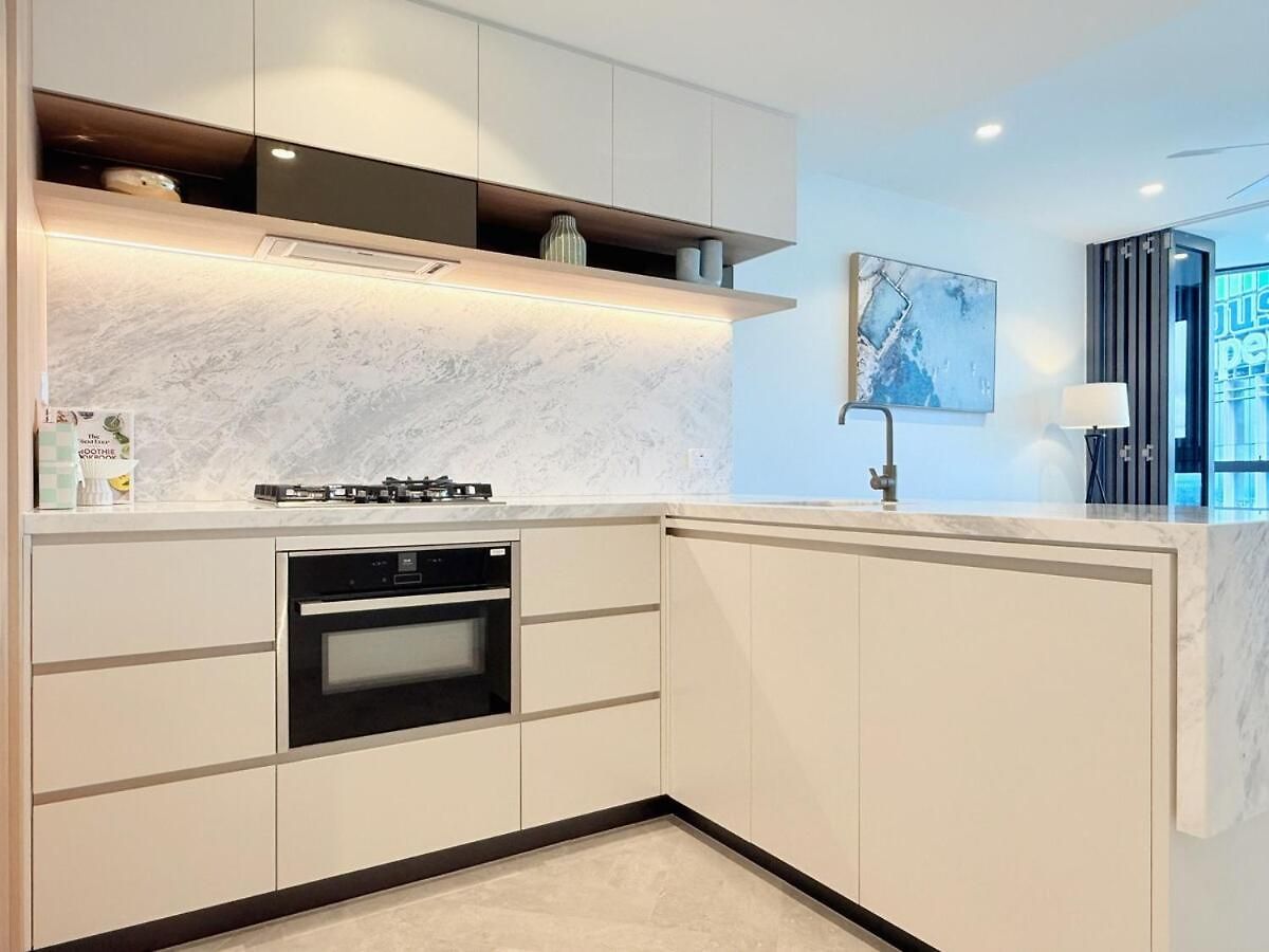 Apartment Chic 1 Bed And Sofa Bed With Views And Pool At Qwr Brisbane