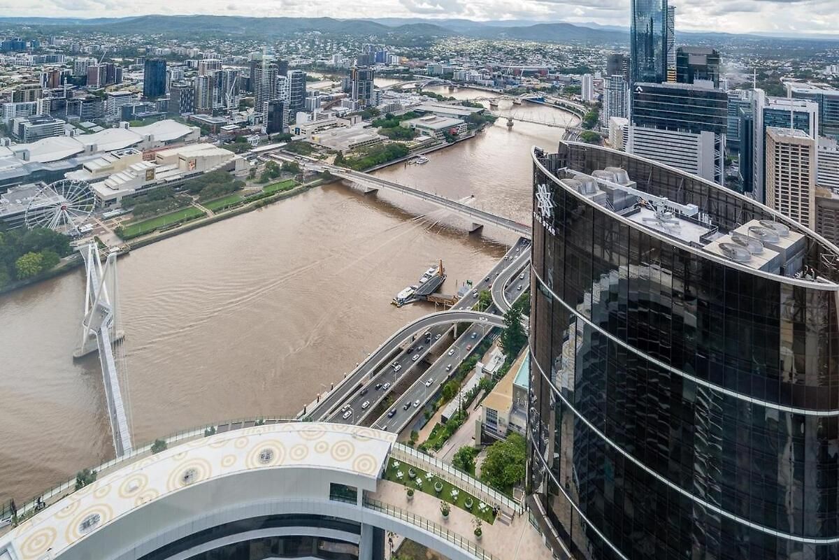 River View 2-bedroom With Parking Apartment Brisbane