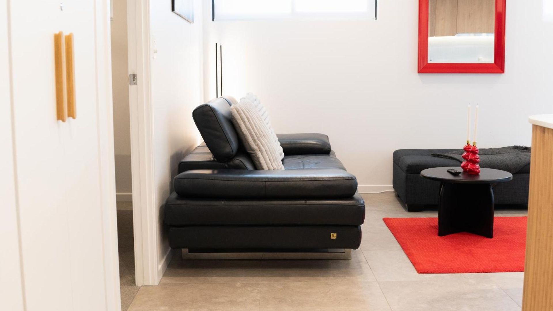 New With River View & Parking Apartment *