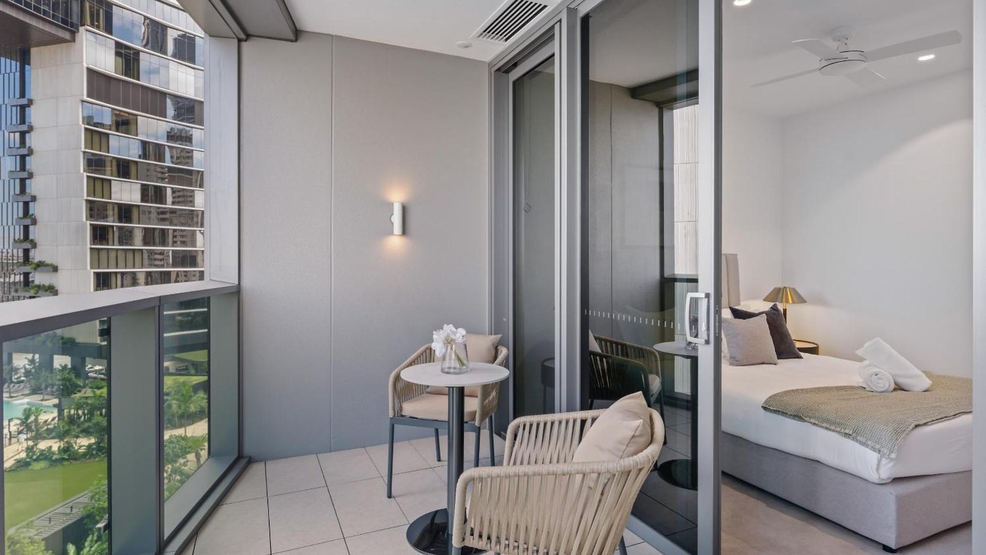 Cassa Qw - Queens Wharf Modern Managed By The Cassa Apartment Brisbane