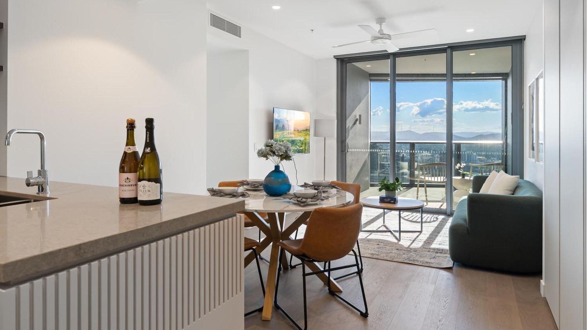 Cassa Qw - Queens Wharf Modern Managed By The Cassa Apartment Brisbane