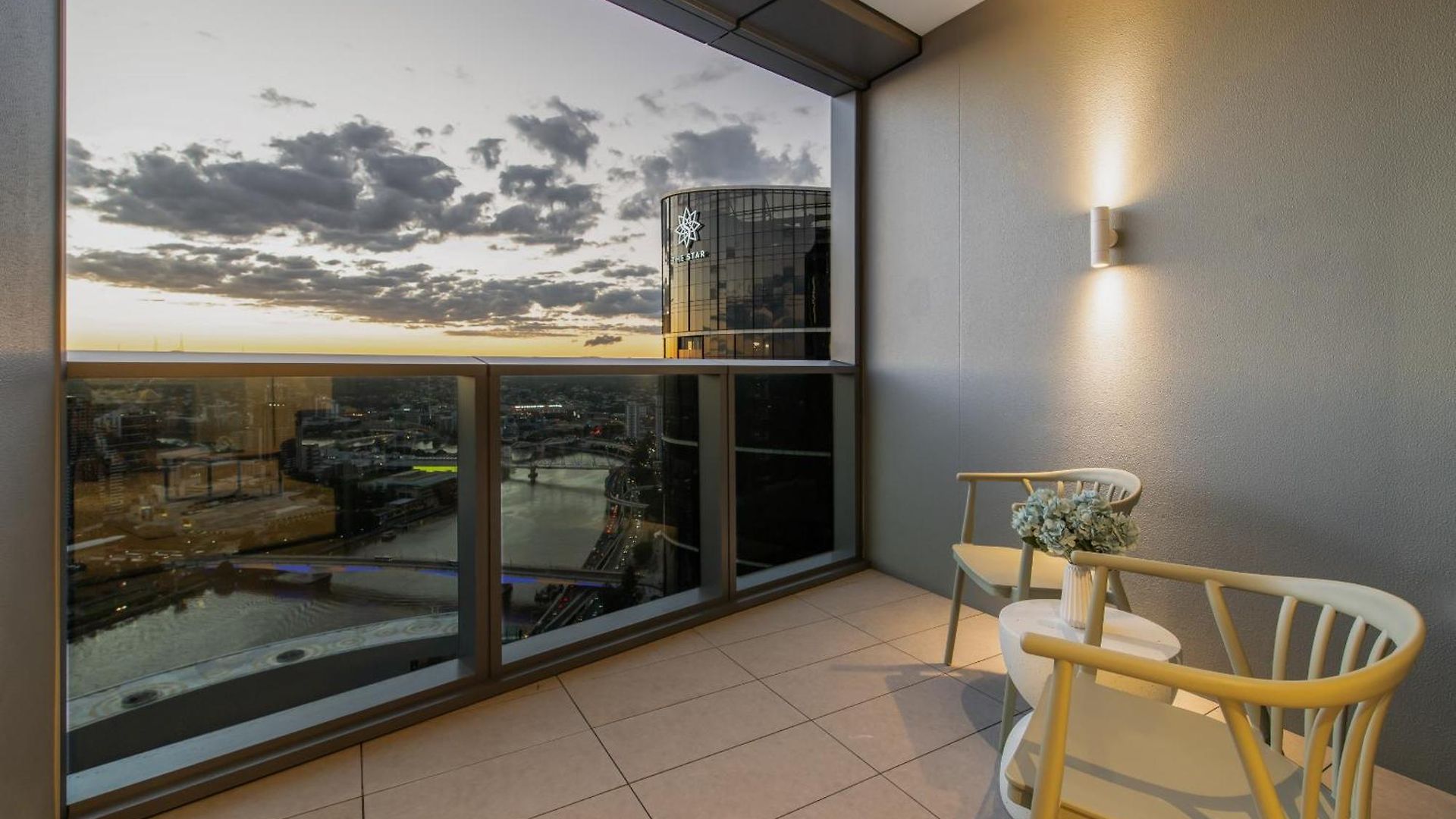 Cassa Qw - Queens Wharf Modern Managed By The Cassa Brisbane