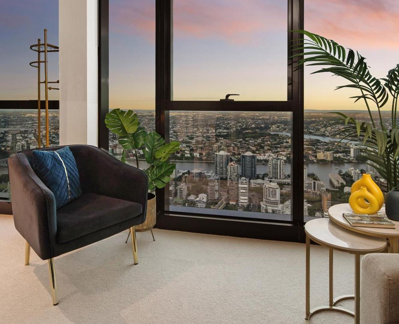 The Gatsby Escape Skytower Luxury Living At Level 71 Apartment