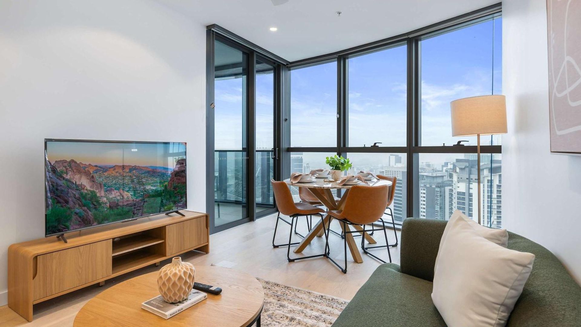 Apartment Luxe Escape At Qwr Pool Casino River Views Brisbane