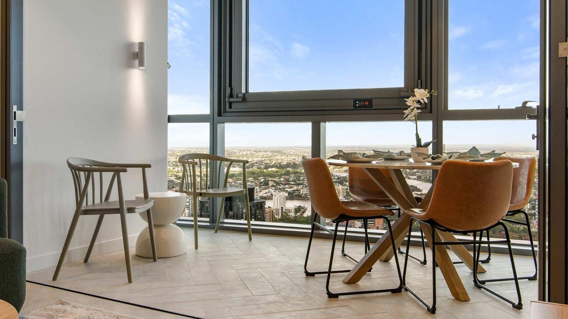 1 Bedroom In Qwr Pool Casino River Views Apartment Brisbane